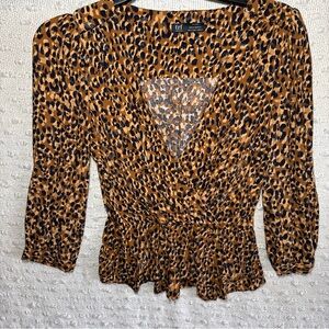 Zara Trf  Women’s Size Small Cheetah Print Deep V Neck Blouse Peplum Mob Wife